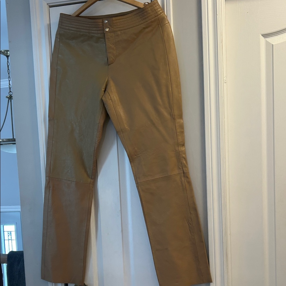 Vintage caramel leather pants, with two shades of color